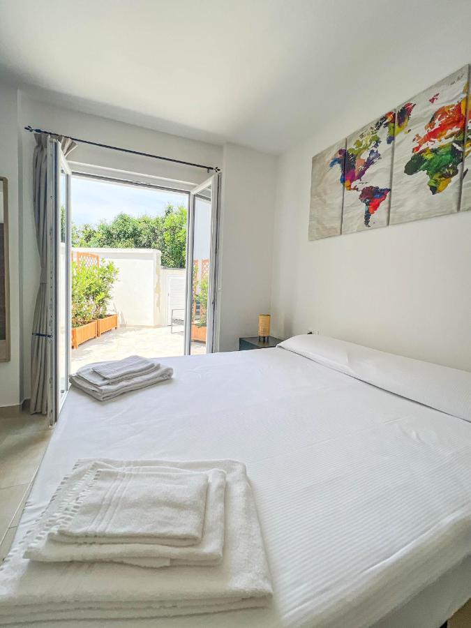 Eg Apartments - Forio D'Ischia Bagian luar foto